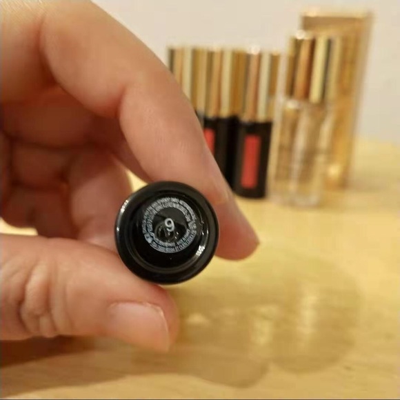 YSL Makeup Sample Set - Picture 3 of 6